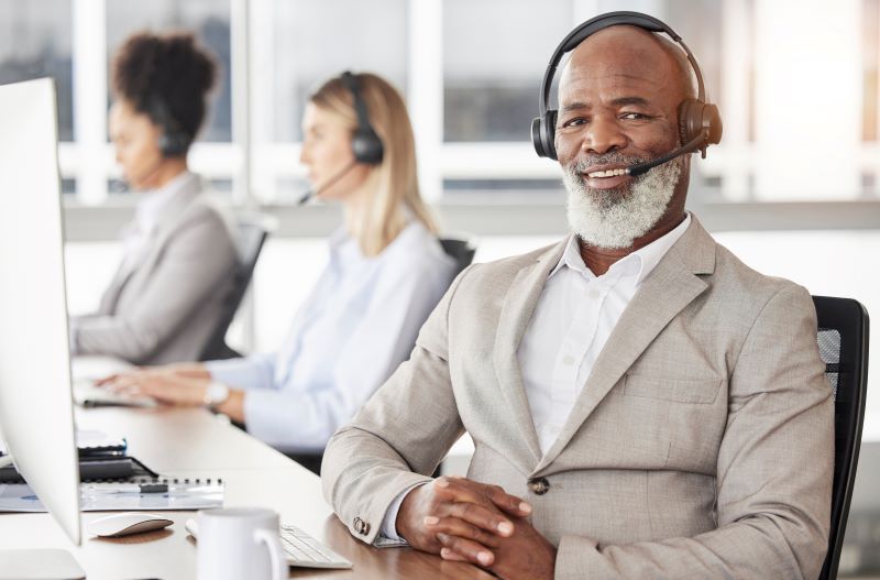 5 Ways Seniors Can Find Fulfilling Call Center Jobs