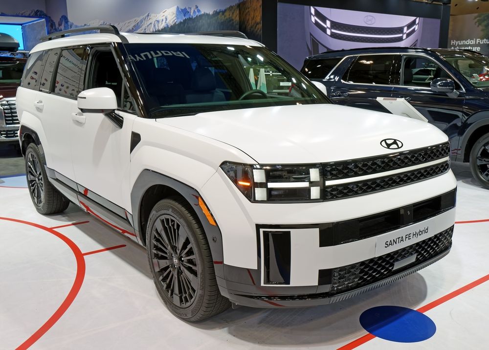 2026 Santa Fe Hybrid: Efficient Family Capability