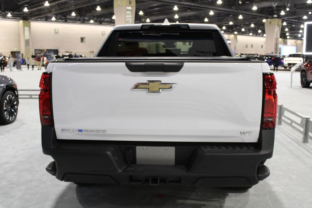 2025 Chevy Silverado 1500: Unleashing Power and Innovation  