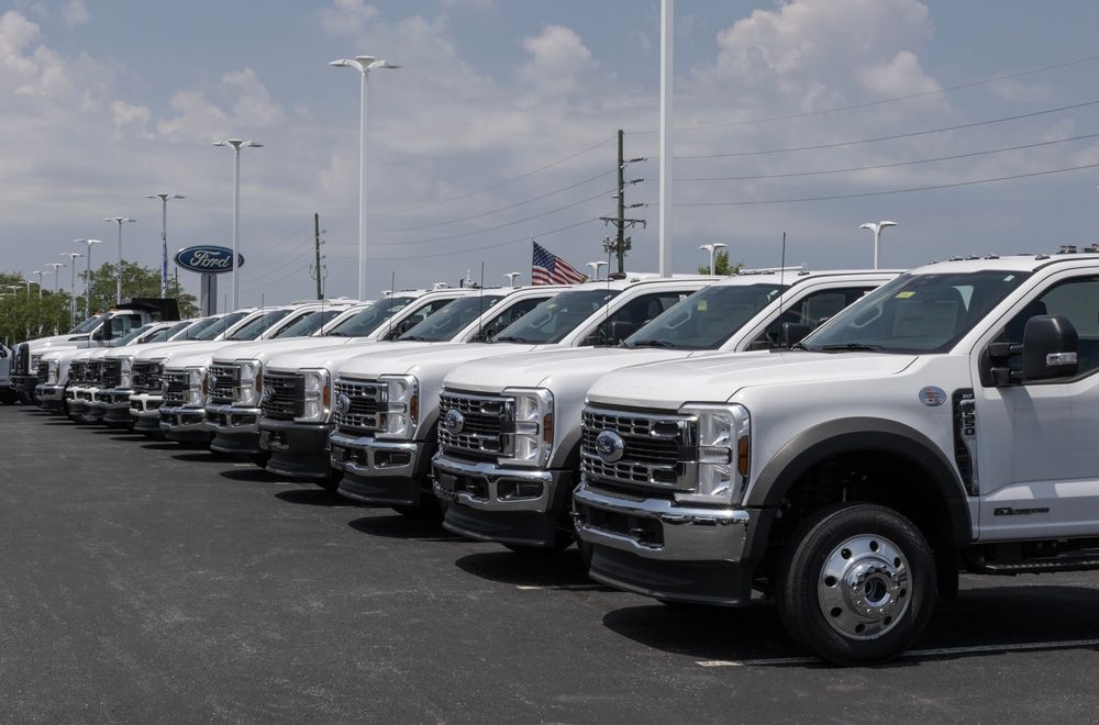 2027 Ford F-450: Super Duty Strength Meets Modern Tech