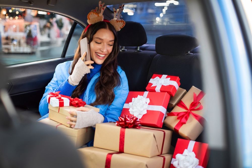 Christmas Gadgets Flying Off the Shelves Before December